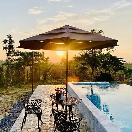 Rang Robin Farmstay For 4 With Pool Ban Wang Muang Zewnętrze zdjęcie